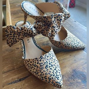 Gianni Bini Cheetah With Bow Heels